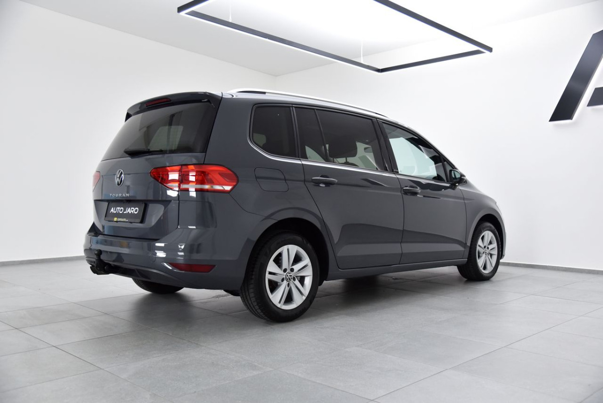 Volkswagen Touran 2.0 TDI Comfortline DSG, LED, Vyhr.čelné, Ťažné, Mŕtvy uhol