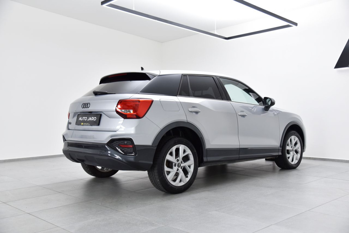 Audi Q2 35 TFSI Advanced S-tronic, LED, Mŕtvy uhol, Kamera, Keyless