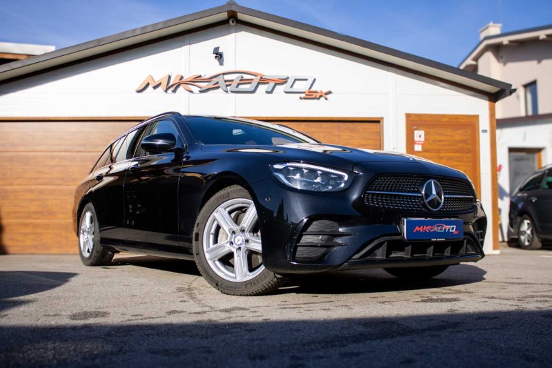 Mercedes-Benz Etrieda Kombi 300d 4MATIC 2022 195kW - Možný odpočet DPH