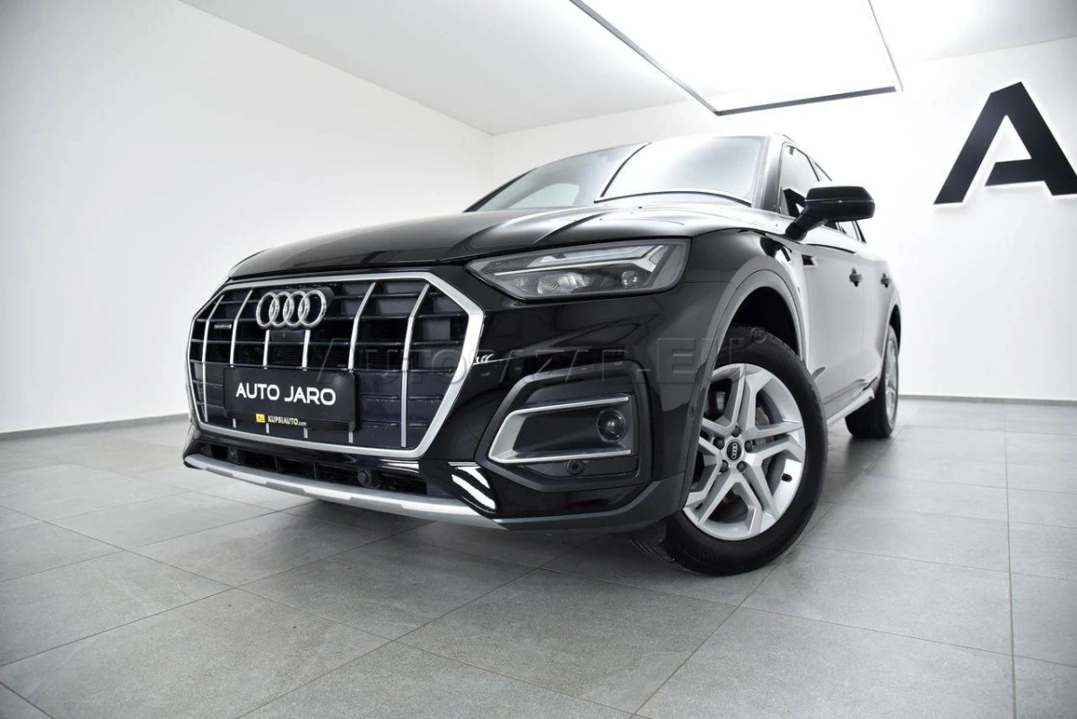 Audi Q5 40 2.0 TDI mHEV Advanced Quattro S-tronic, LED, Virtual, Ambient, Ťažné