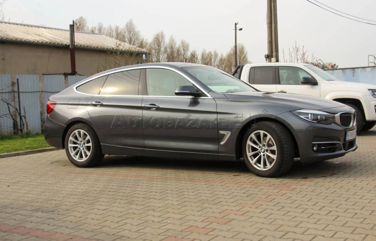 BMW 320i Rad 3 GT xDrive A/T