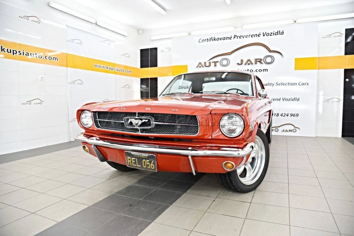 Ford Mustang 289 V8 COUPE
