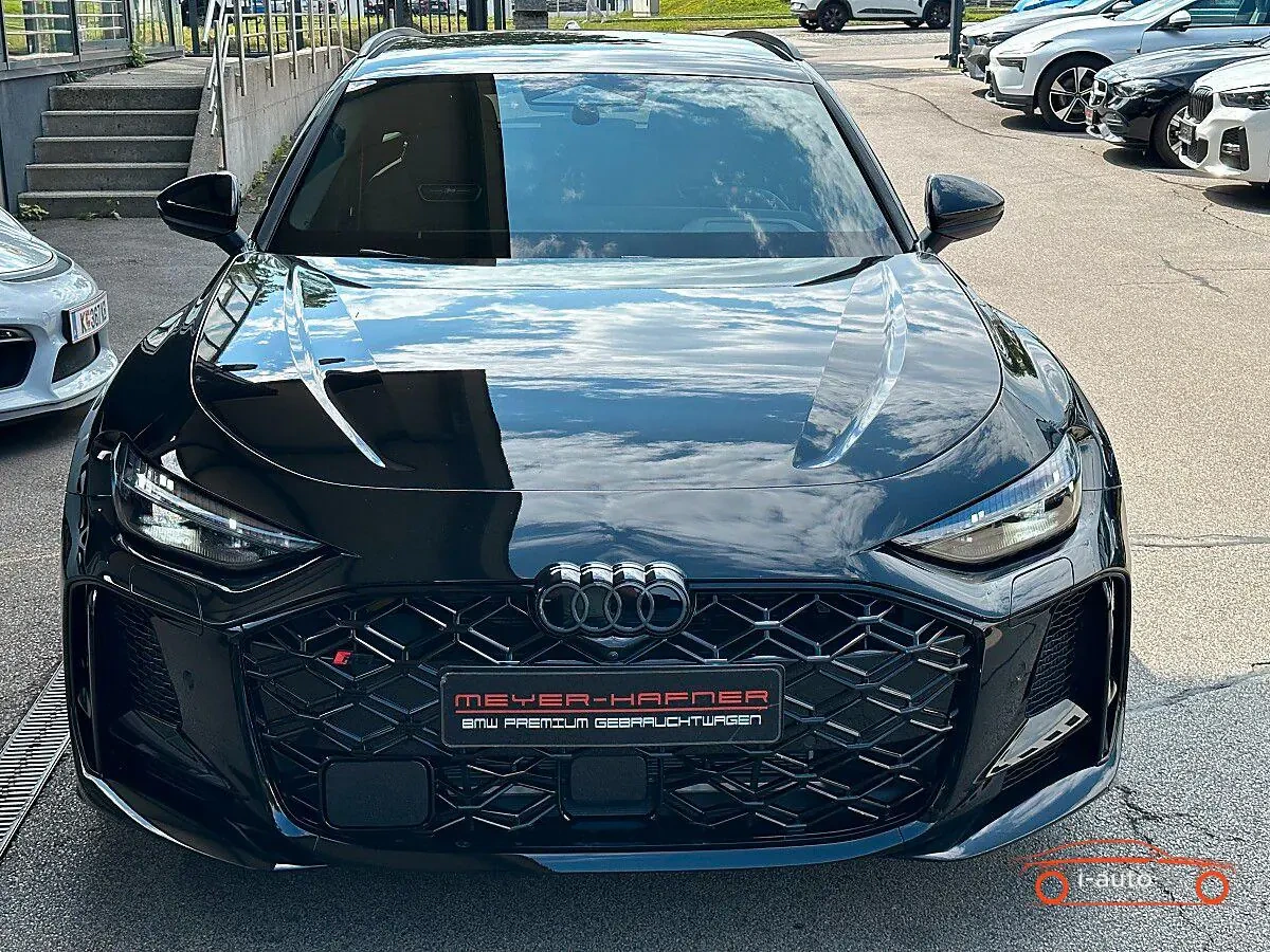 Audi RS5 Avant PHEV Quattro Tiptronic