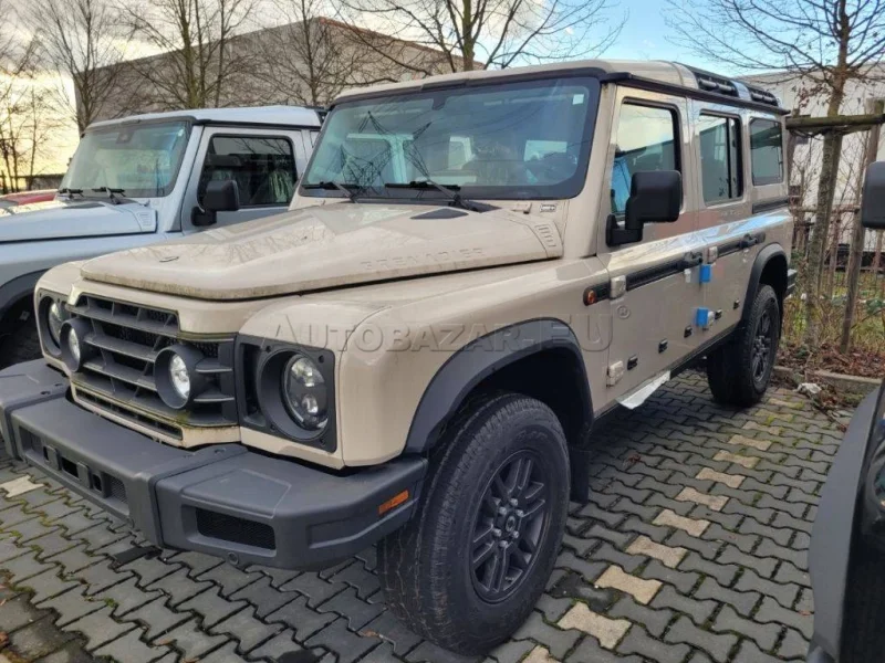 Ineos Grenadier Station Fieldmaster Safari