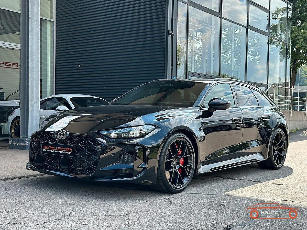 Audi RS5 Avant PHEV Quattro Tiptronic