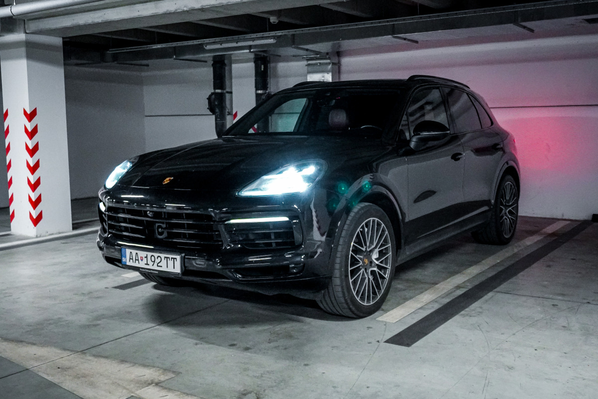 Porsche Cayenne S 4x4 324kW A8