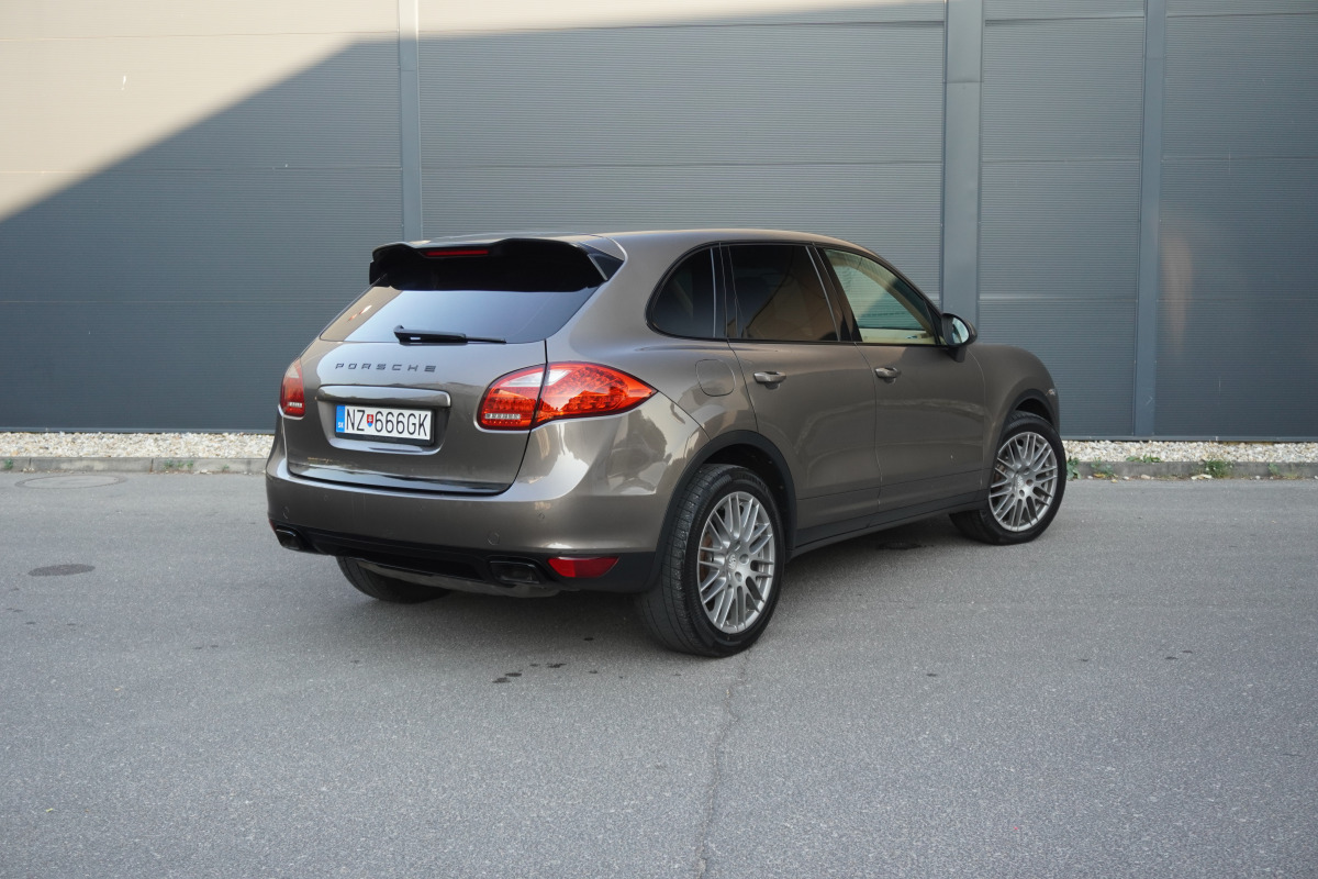 Porsche Cayenne 3.0 TDI Tiptronic 4x4