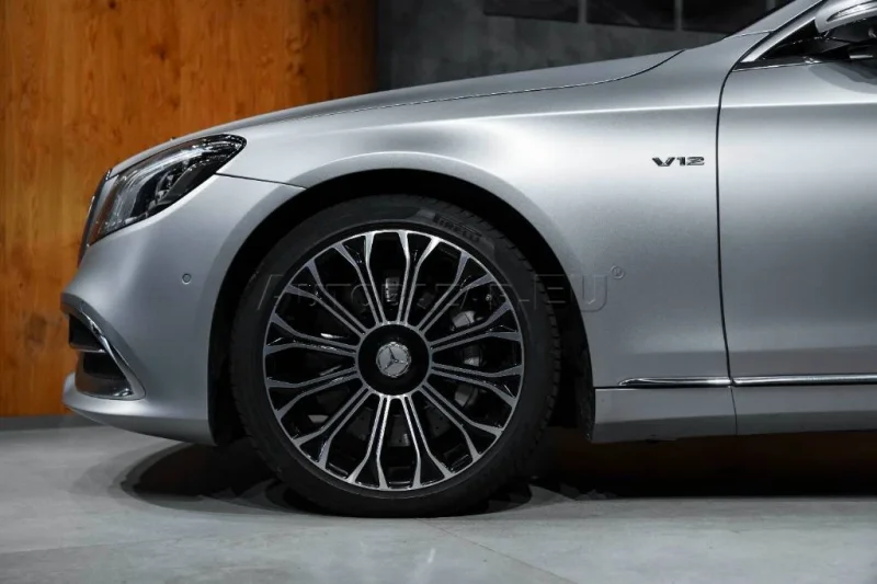 Mercedes-Benz S trieda Sedan 650 V12 6.0l Maybach