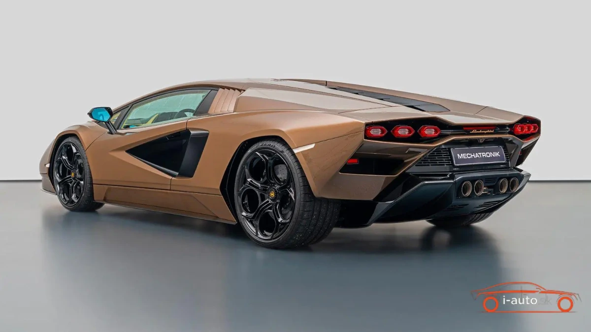 Lamborghini COUNTACH LPI 800-4