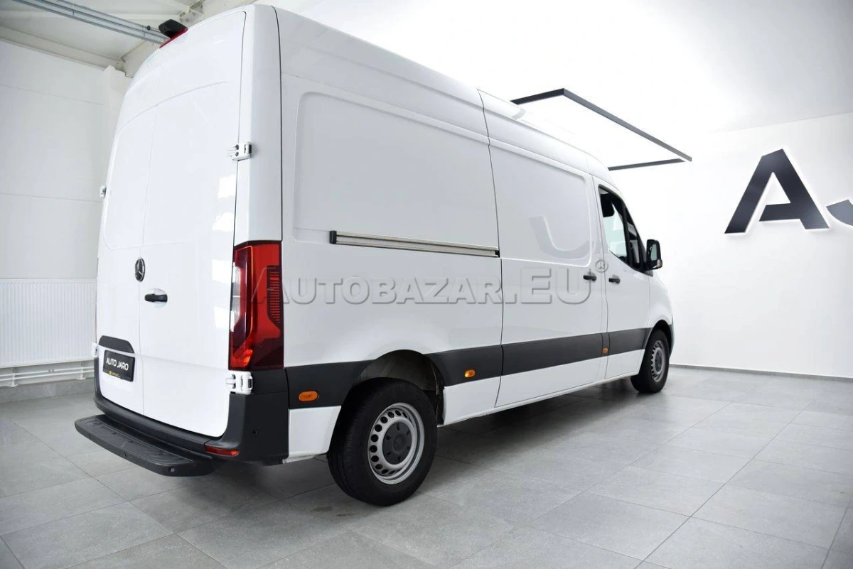 Mercedes-Benz Sprinter 215 CDI L2H2 FWD 9G-Tronic, LED, Kamera, ACC, Mŕtvy uhol