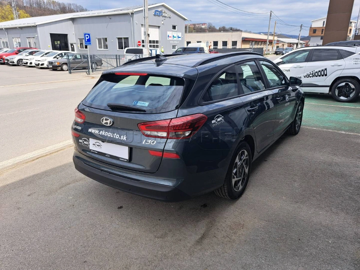 Hyundai i30 CW 1,5i 71 kW, M6 Comfort + CP