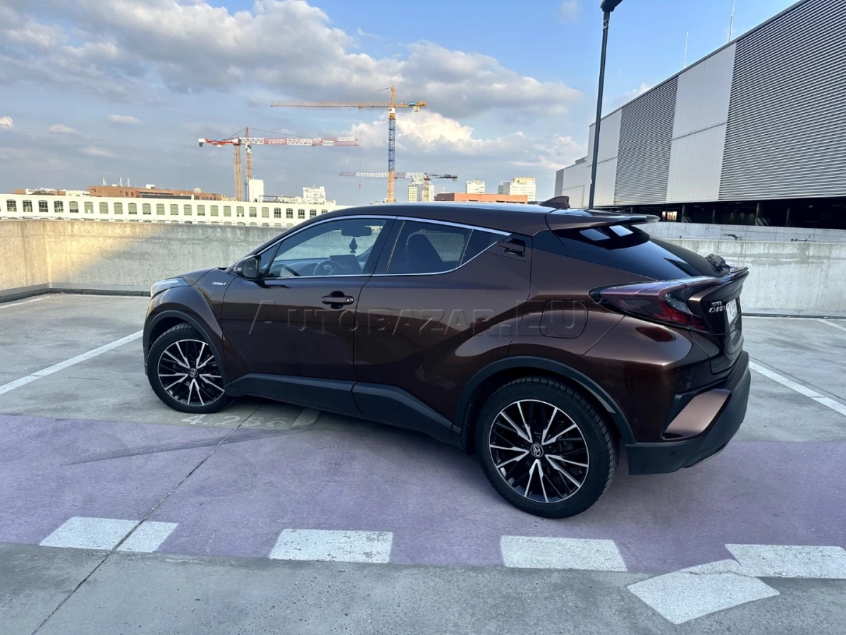 Toyota C-HR 1.8 Hybrid Executive LED E-CVT FWD