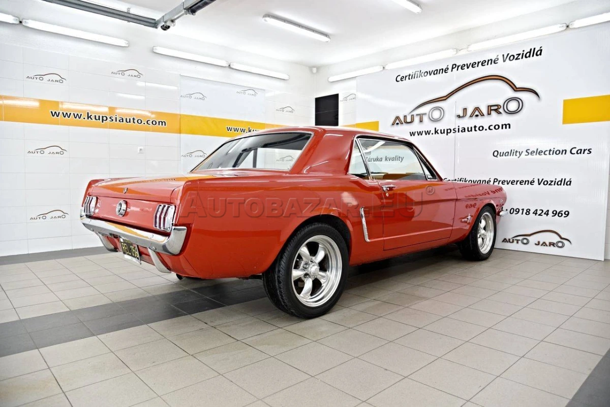 Ford Mustang 289 V8 COUPE