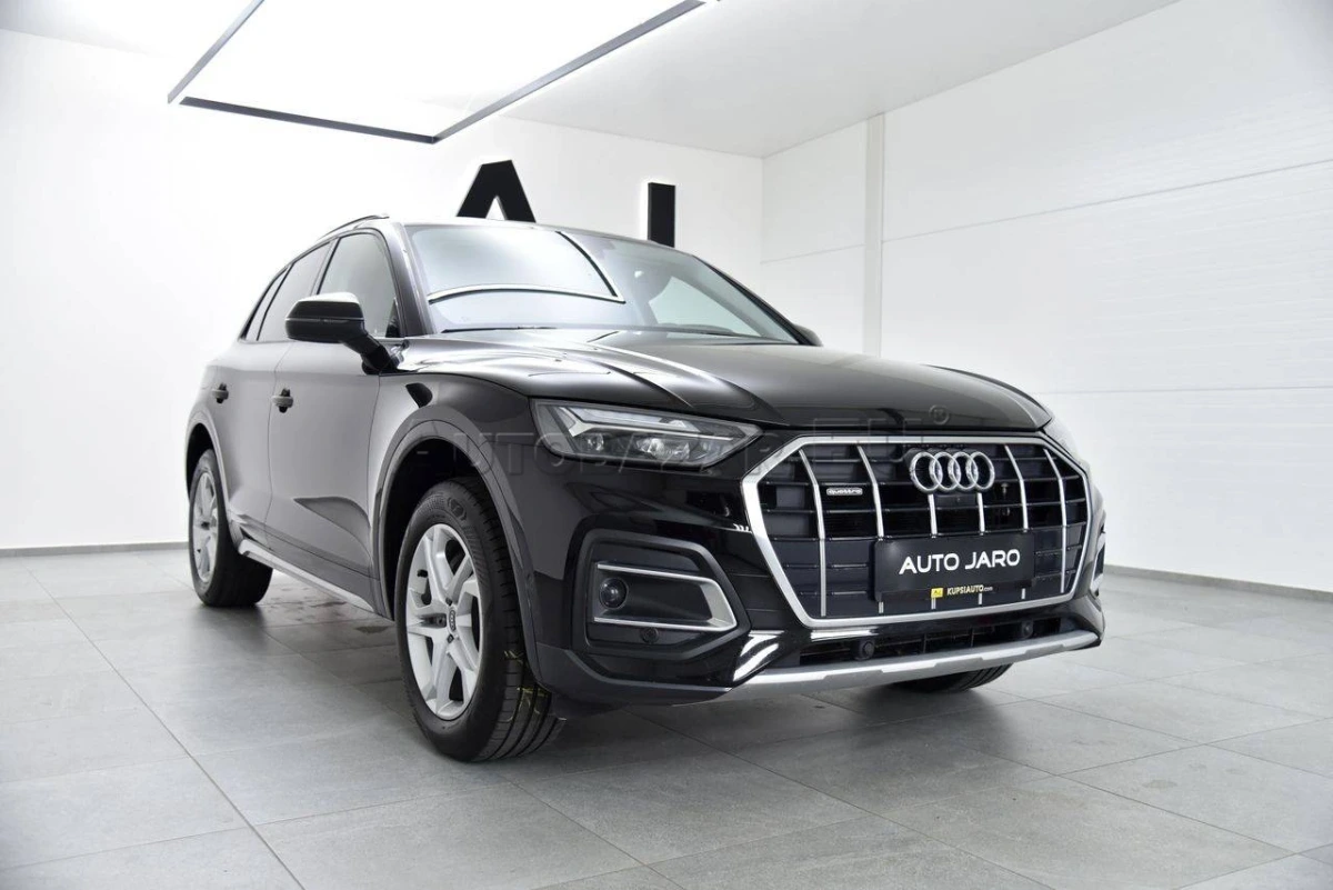 Audi Q5 40 2.0 TDI mHEV Advanced Quattro S-tronic, LED, Virtual, Ambient, Ťažné