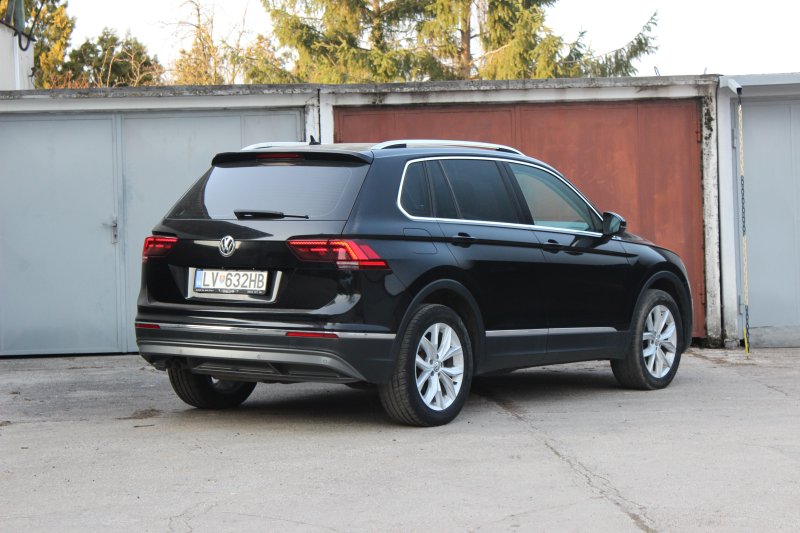 Volkswagen Tiguan 2.0TDI 110KW 4x4 HIGHLINE - AJ NA SPLÁTKY