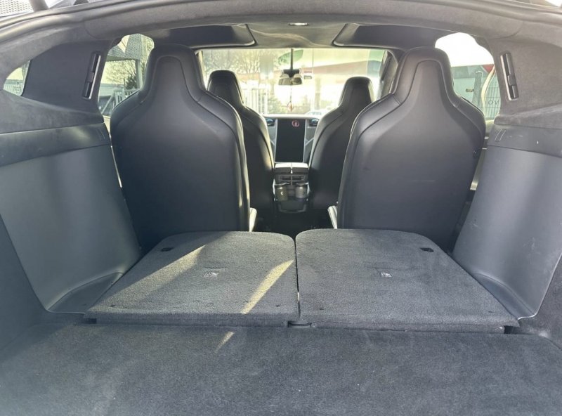 Tesla Model X 100D Dual Motor