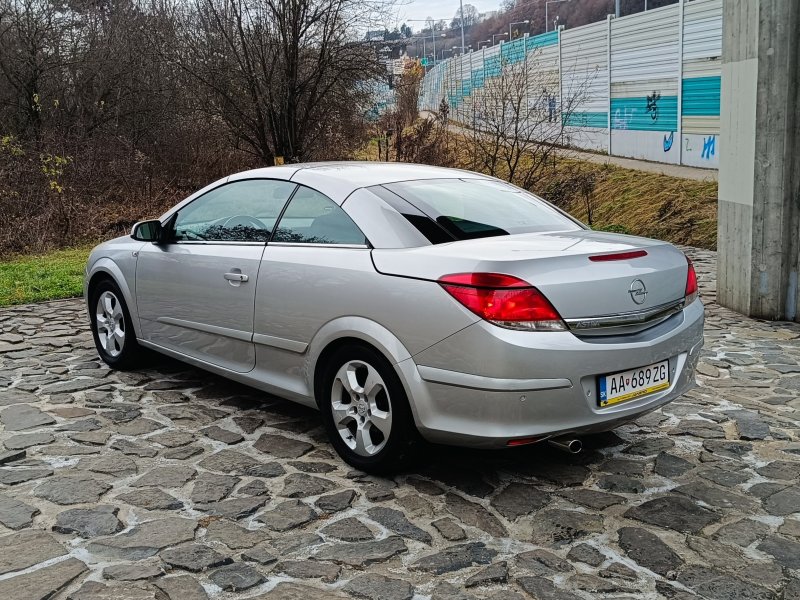 Opel Astra TwinTop 1.8 16V XER Cosmo