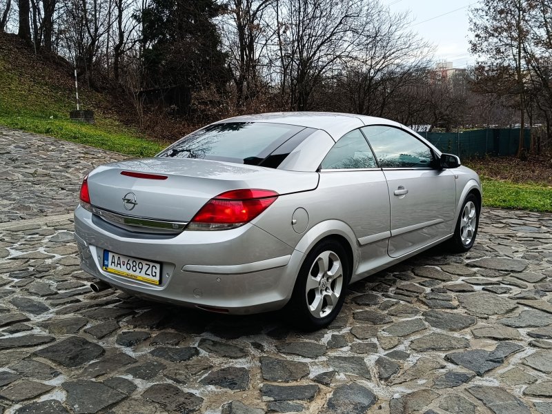 Opel Astra TwinTop 1.8 16V XER Cosmo