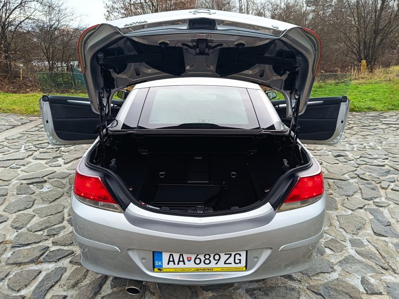 Opel Astra TwinTop 1.8 16V XER Cosmo