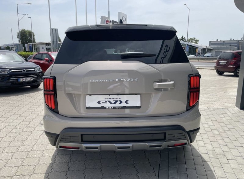 Ssangyong Torres EVX Premium+ - 73,4 kWh / FWD - 207k AT