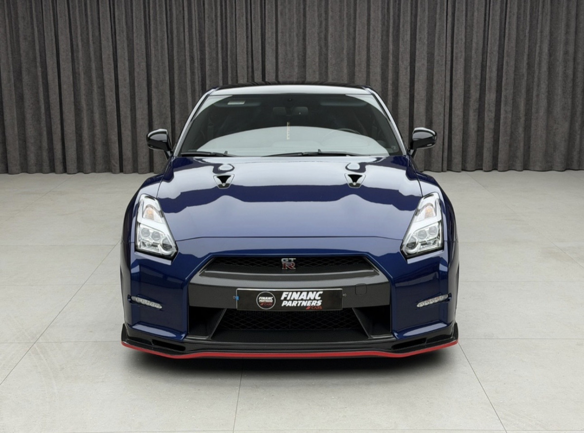 Nissan GT-R Black Edition
