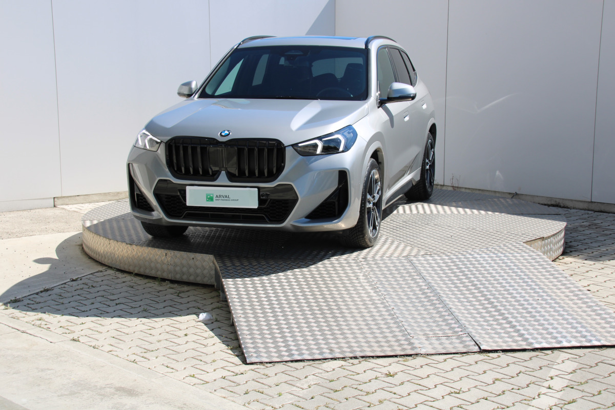 BMW X1 XDRIVE 23i AT/7