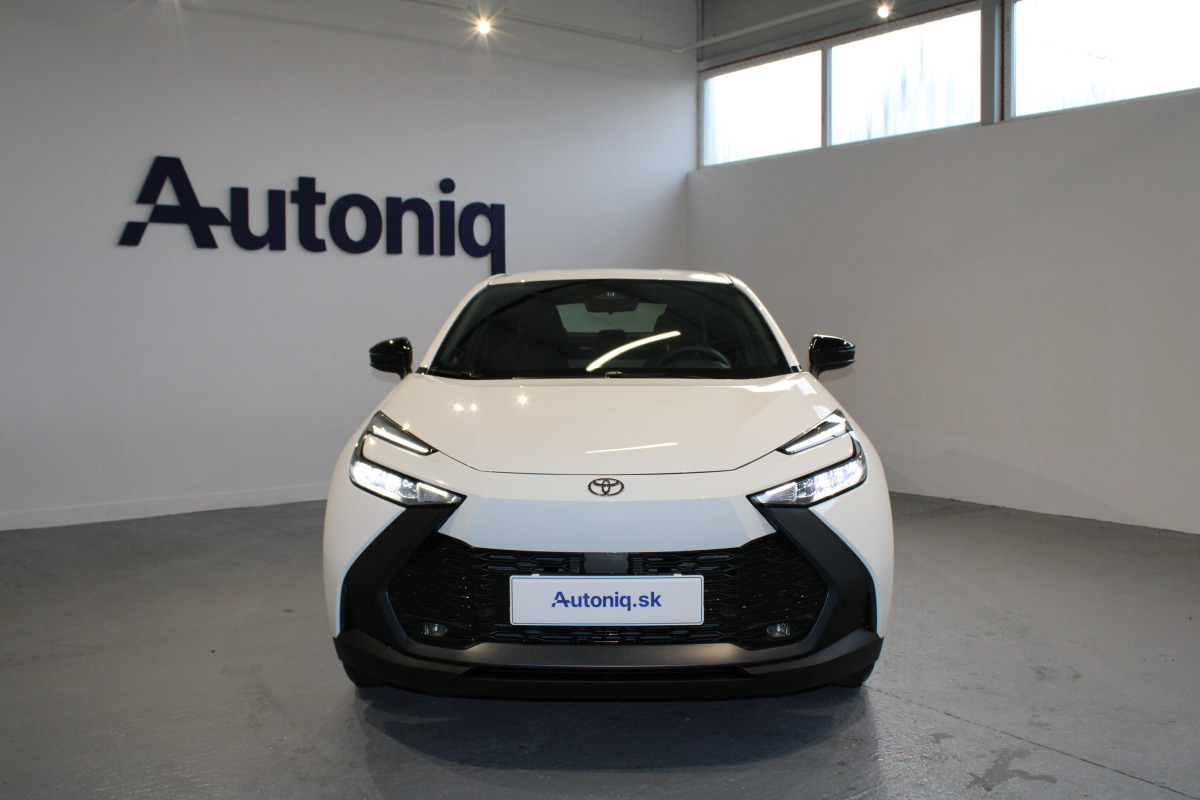Toyota C-HR MY26 1.8 Hybrid 72kW e- CVT Business