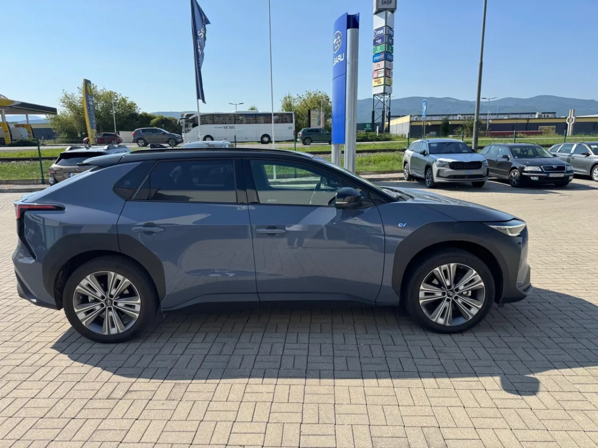 Subaru Solterra 71.4 kWh Premium AWD