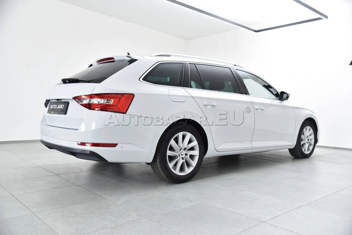 Škoda Superb Combi 2.0 TDI Style DSG, ACC, Lane Assist, LED, Mŕtvy uhol, Kamera