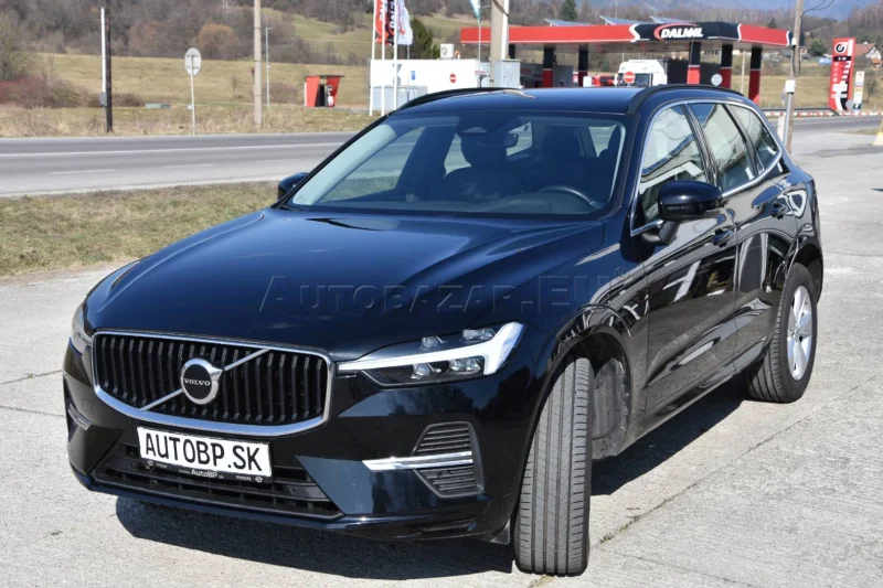 Volvo XC60 2.0 B4 mHEV Core AWD A/T
