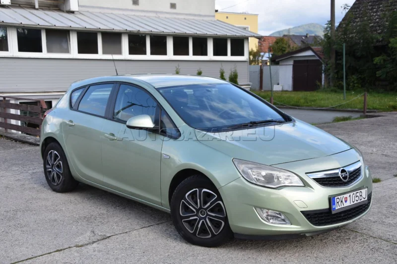 Opel Astra Classic III 1.7 CDTi 110k
