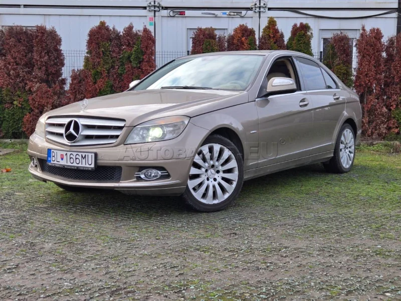 Mercedes-Benz C trieda Sedan 320 CDI Elegance A/T