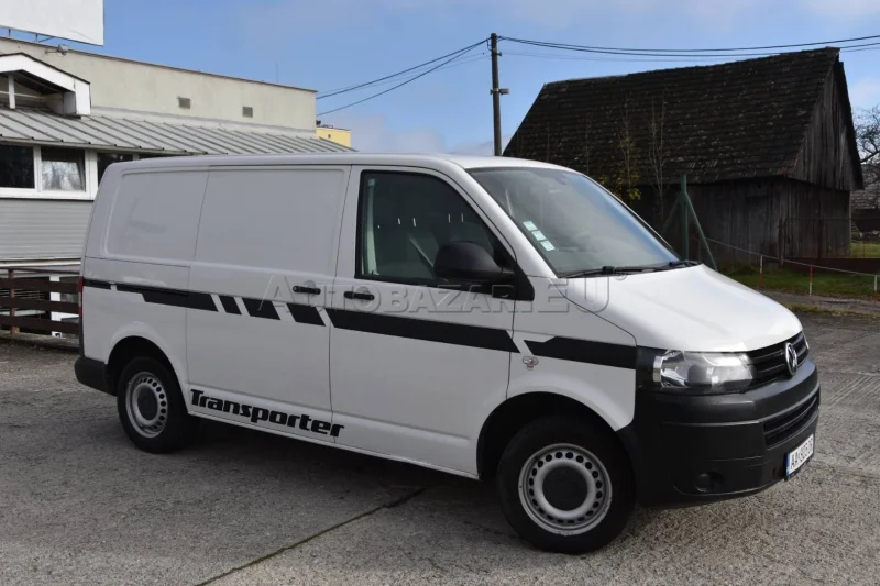 Volkswagen T5 Transporter 2,0TDi, 75kW, M5, 4d. 3.Miestne