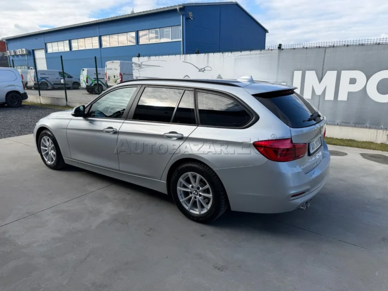 BMW  Rad 3 Touring 320d A/T