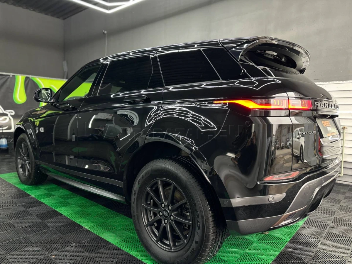 Land Rover Range Rover Evoque 2.0D I4 D165 MHEV R-Dynamic AWD A/T