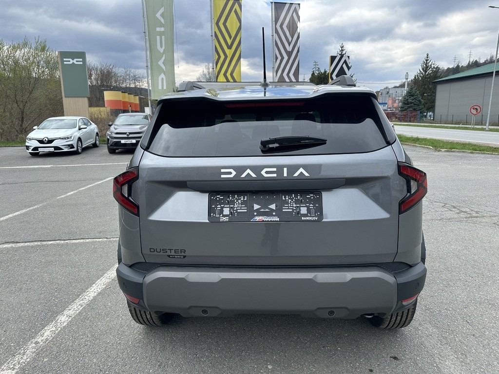 Dacia Duster Journey Hybrid 140