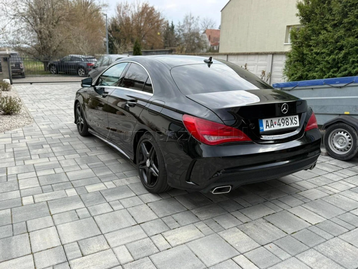 Mercedes-Benz CLA Kupé 220 CDI AMG LINE 4matic