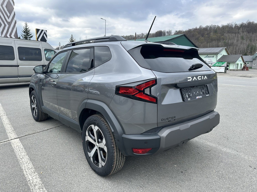 Dacia Duster Journey Hybrid 140