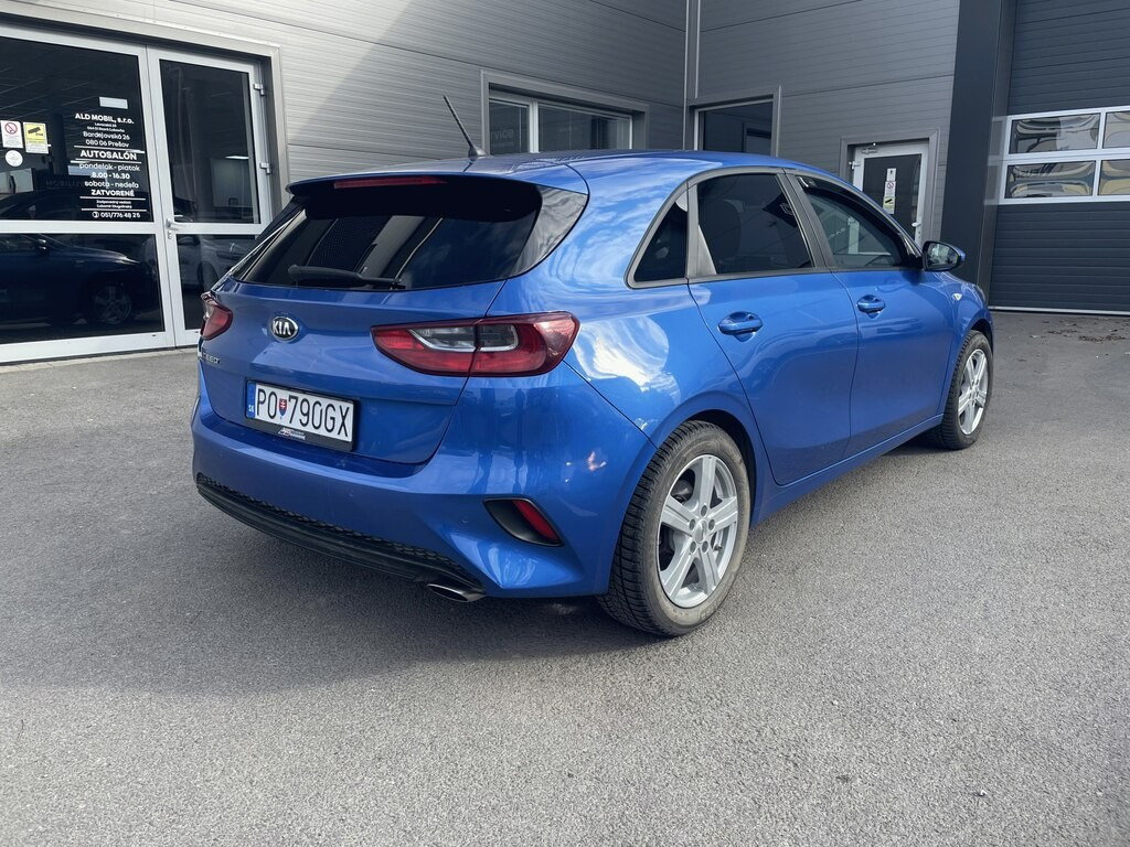 Kia Ceed 1.4T-GDI Silver