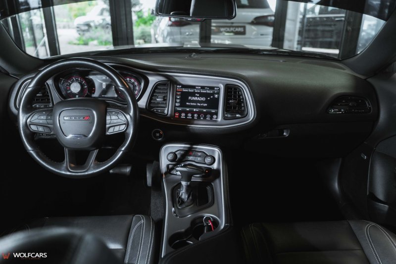 Dodge Challenger 3.6 V6 4x4