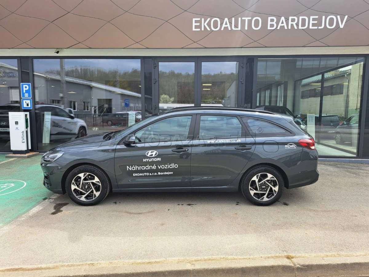 Hyundai i30 CW 1,5i 71 kW, M6 Comfort + CP