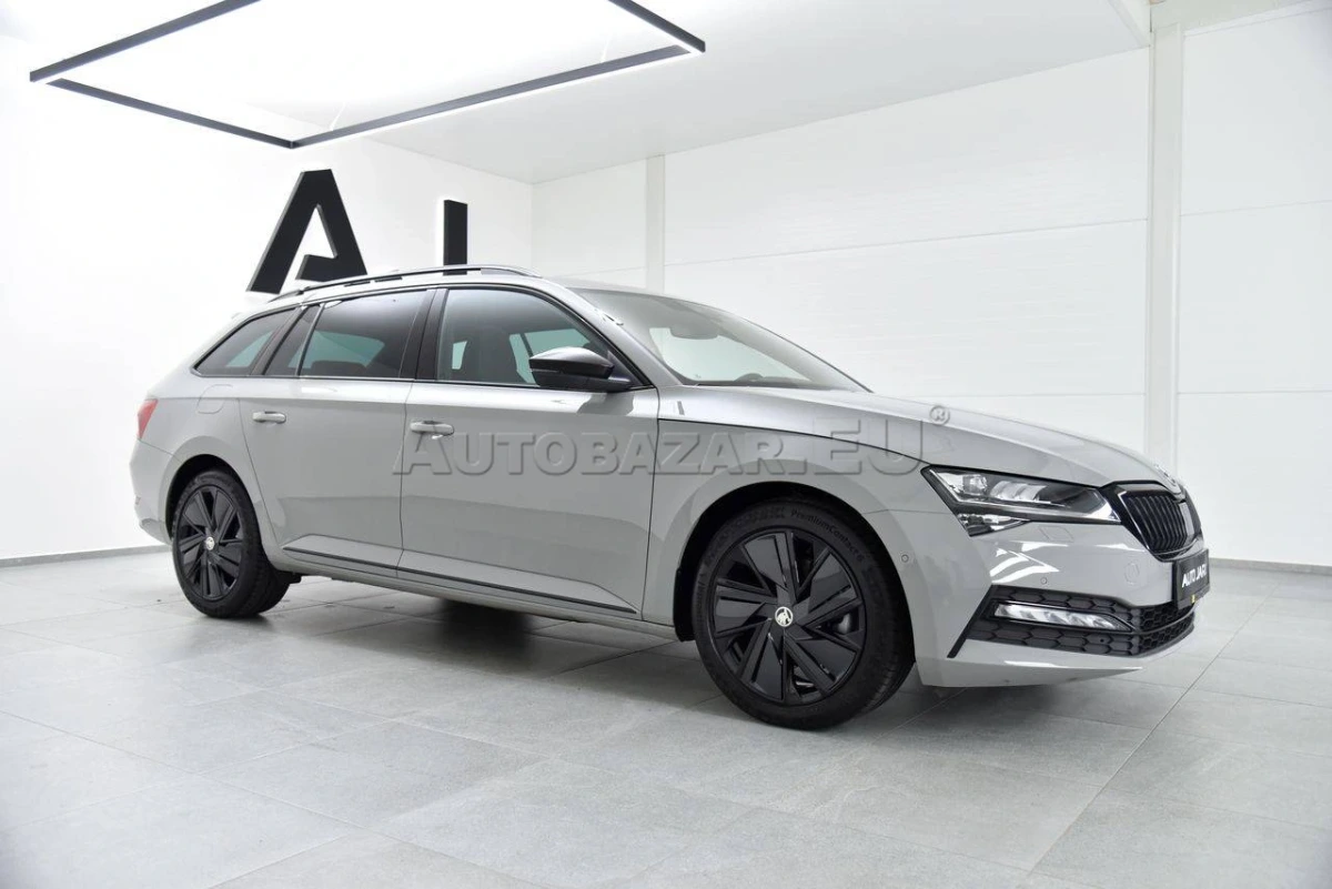 Škoda Superb Combi 2.0 TDI Sportline DSG, Full LED, 360kam, Vyhr.okno, Panorama