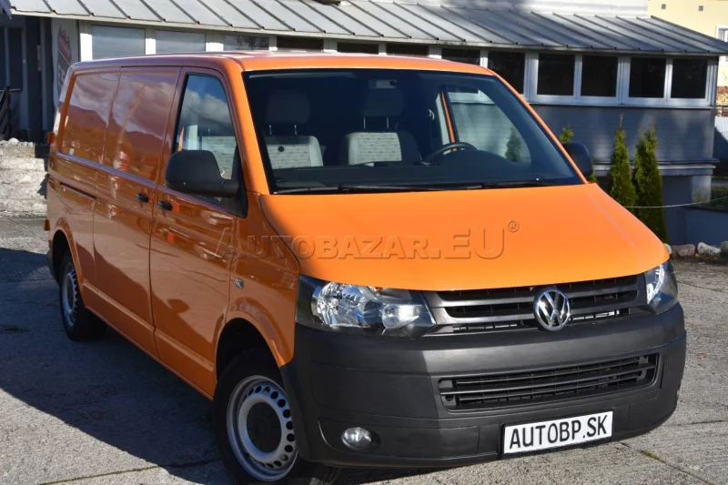 Volkswagen Transporter T5 LONG CHLADIAK
