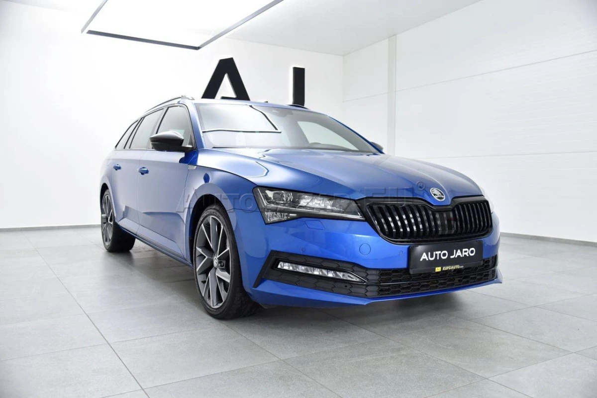 Škoda Superb Combi 2.0 TDI Sportline 4x4 DSG, ACC, DCC, Ambient, 4x Vyhr.sedadla