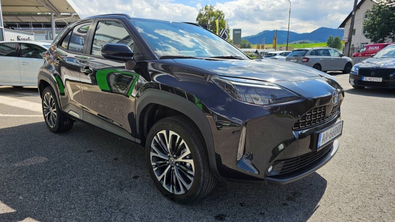 Toyota Yaris Cross 1.5 TNGA HEV 92 - 1 CVT 4x4 Executive Hybrid