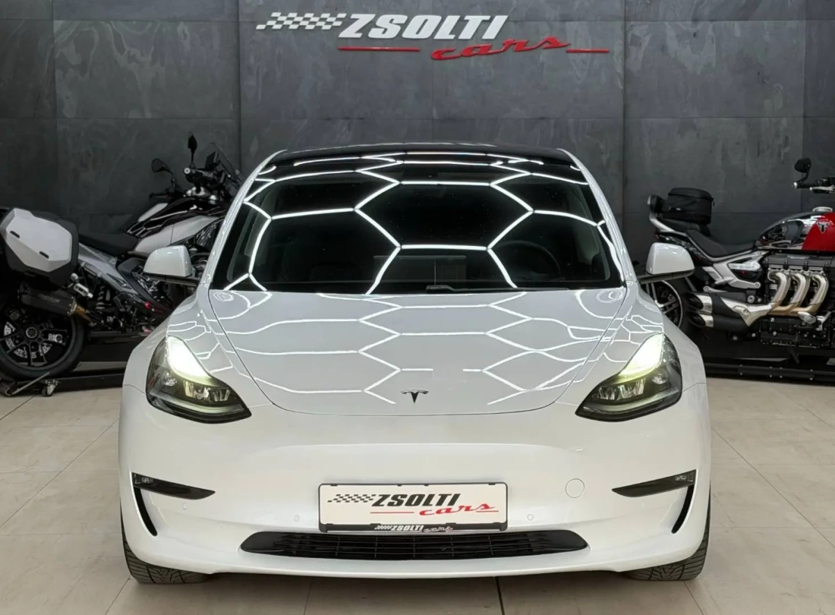 Tesla Model 3 Performance 82kWh AWD