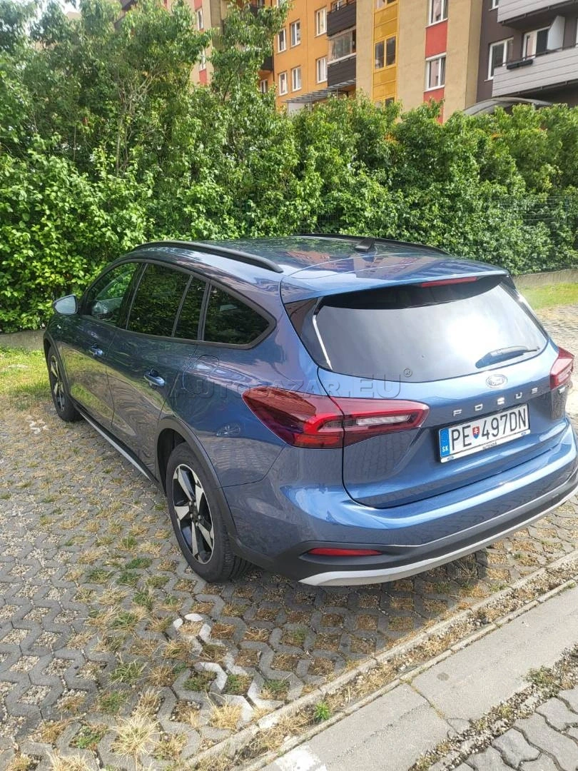 Ford Focus Kombi 1.0 EcoBoost mHEV Active A/T