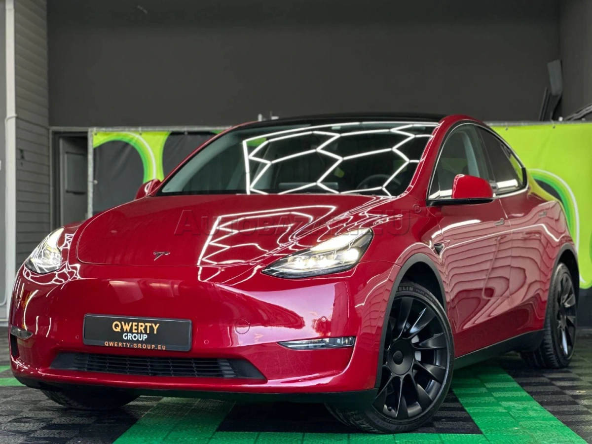 Tesla Model Y 75kWh Long Range AWD