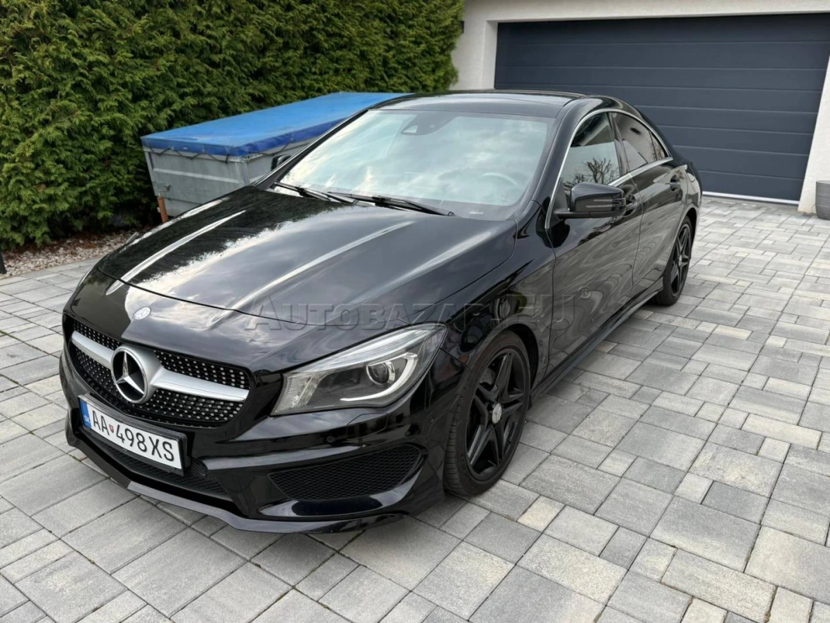 Mercedes-Benz CLA Kupé 220 CDI AMG LINE 4matic