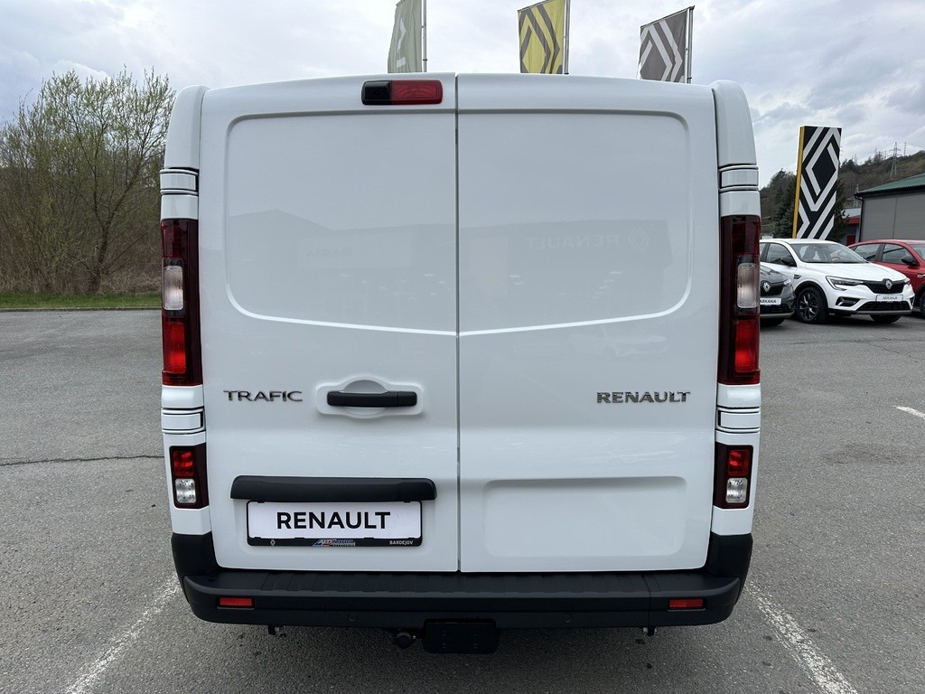 Renault Trafic L2H1P2 dCi 150 Extra dvojkabína 6 miest GSR2